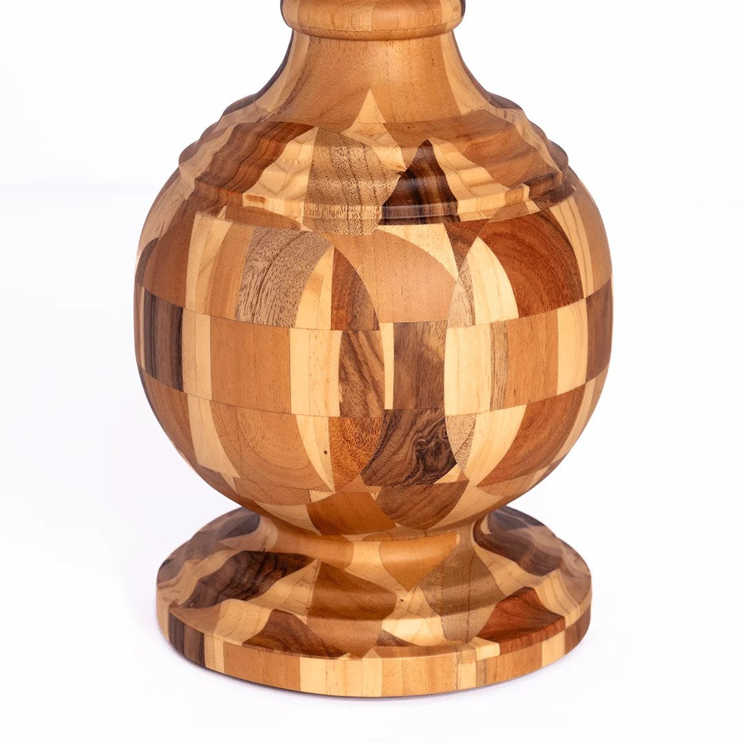 Florero Torneado con sistema interno de PVC para agua (Altura 41 cm x 21 cm x 21 cm )