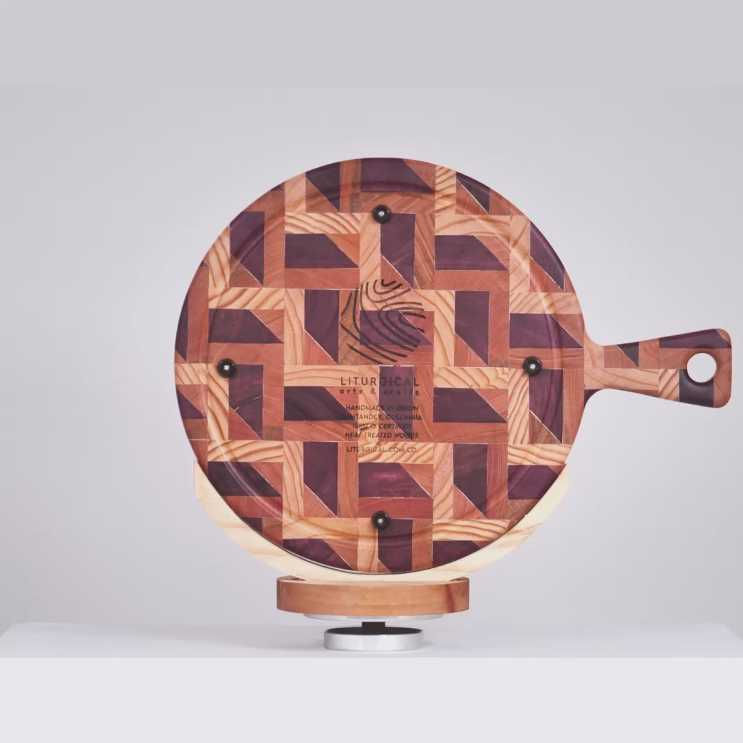 Tablas para Picar Circular con Sujetador (46 cm x 26 cm x 3cm)